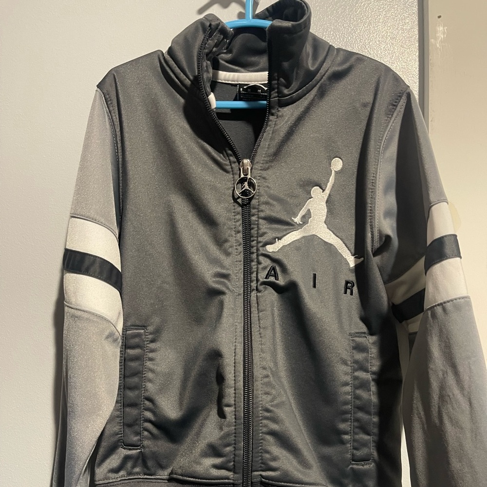 Boys Air Jordan zip up